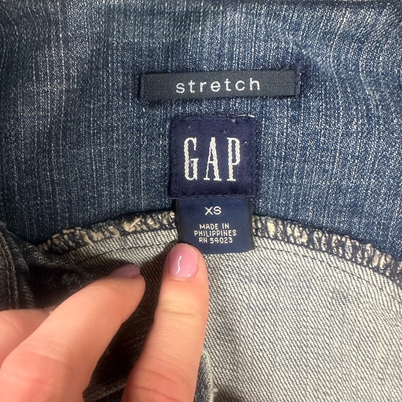 GAP Stretch Denim Jacket - Picture 5 of 8